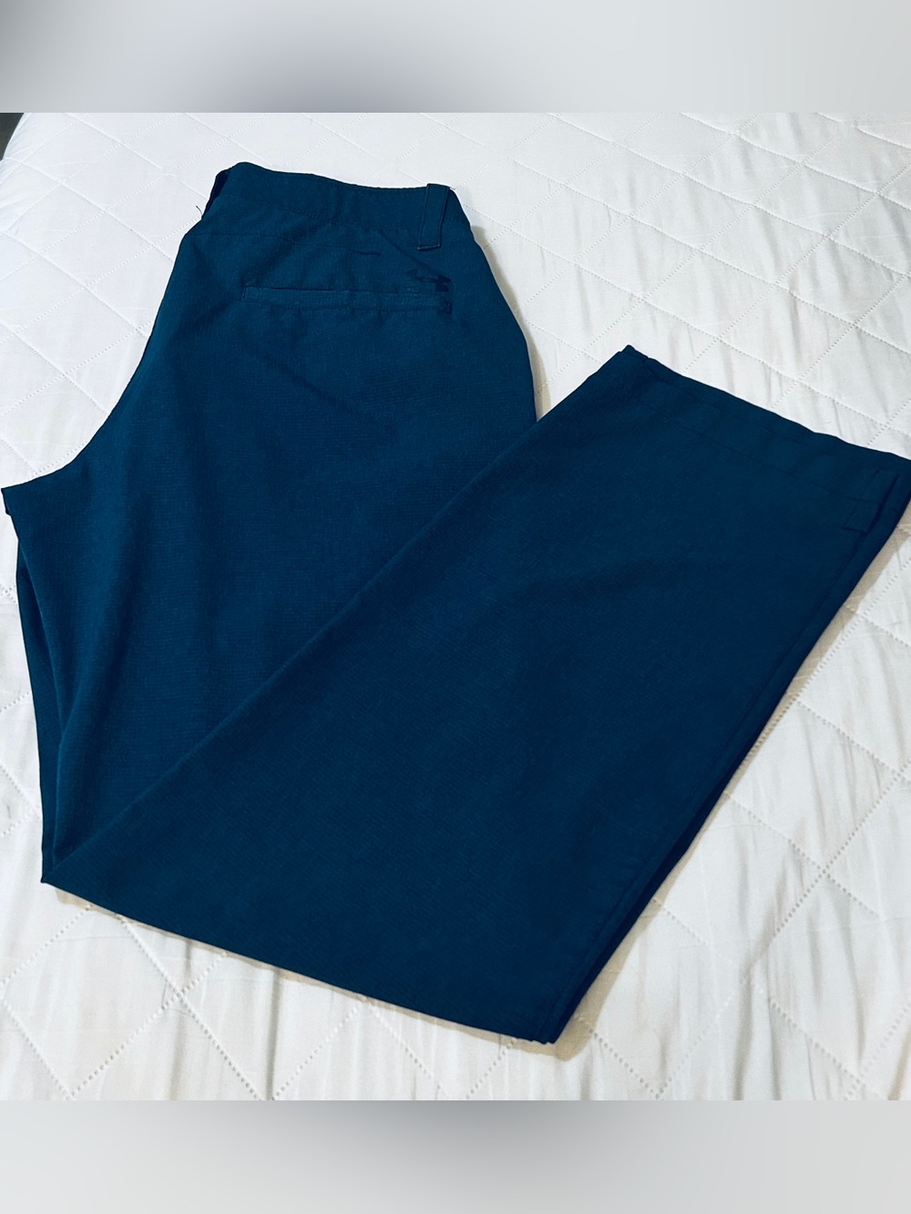 Under Armour Men's HeatGear Golf/Chino Dark Blue Pants.